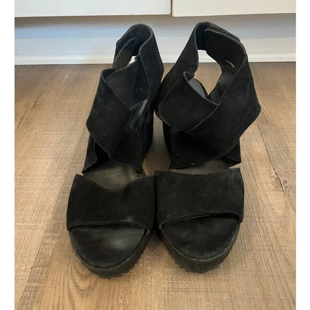 Eileen Fisher eileen fisher